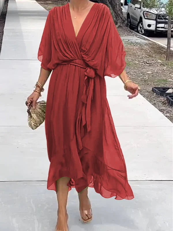Louisa – Robe en chiffon avec décolleté en v