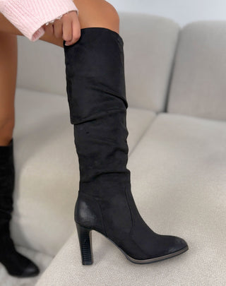Bottes plissées noires femme effet daim à bout rond et talon haut