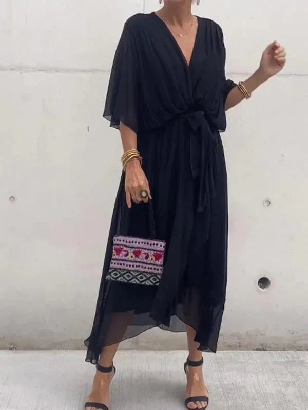 Louisa – Robe en chiffon avec décolleté en v