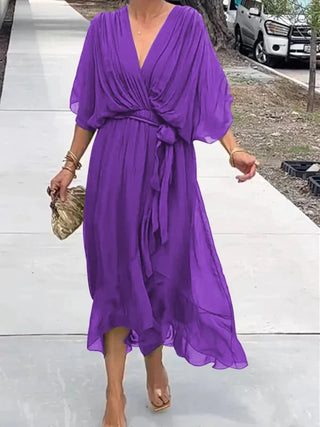 Louisa – Robe en chiffon avec décolleté en v