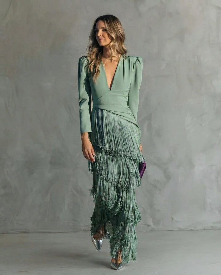 Clara | Robe midi élégante avec manches à franges