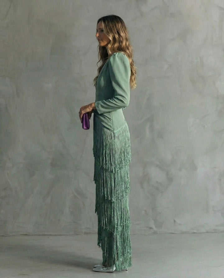 Clara | Robe midi élégante avec manches à franges