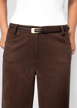 Ceinture fine à boucle dorée — marron foncé